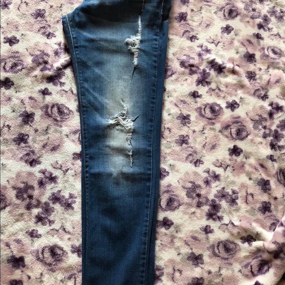 Blue jeans - Picture 2 of 2
